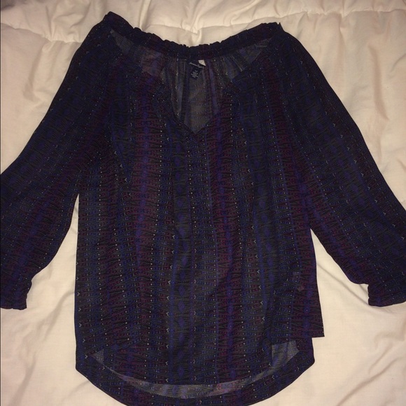 American Eagle blue and purple patterned top