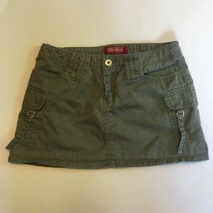 ⚡️ Be Bop Army Green Mini Skirt - Size 1