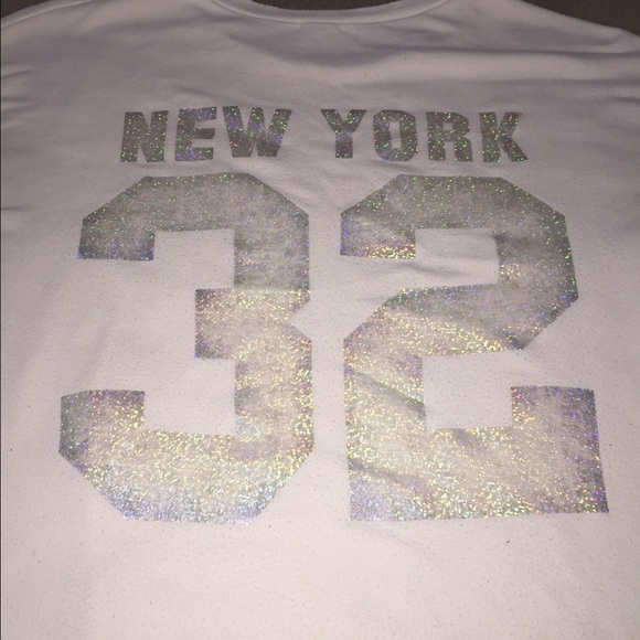 Caleigh New York 32 Top from Brandy Melville