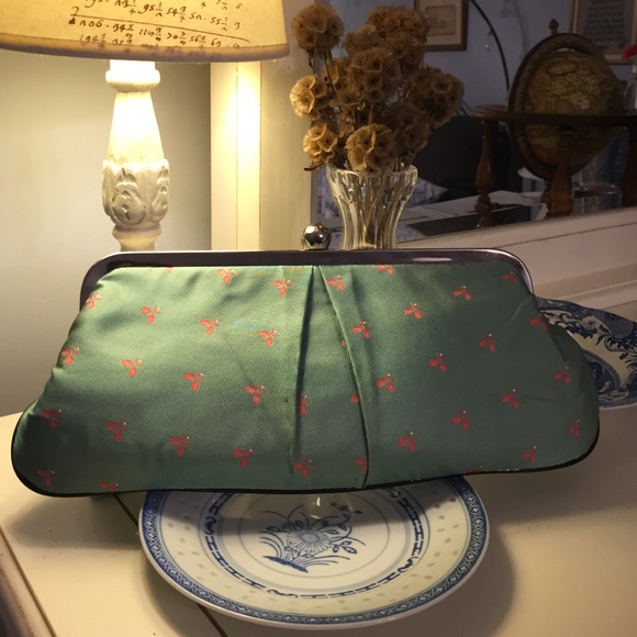 Glenda Gies Camilla Clutch