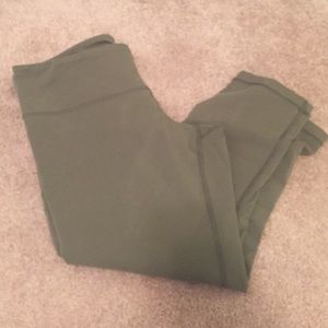 Lululemon capri leggings