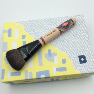 Mac Vibe Tribe 125SE Split Fiber Contour Brush