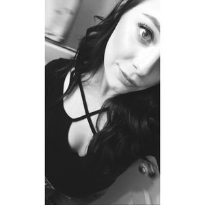 Meet your Posher, Alysia