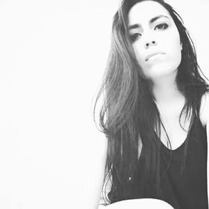 Meet your Posher, Daniela