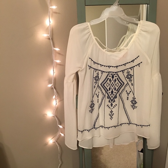 Altar'd State Tops - Altar'd State Aztec Blouse