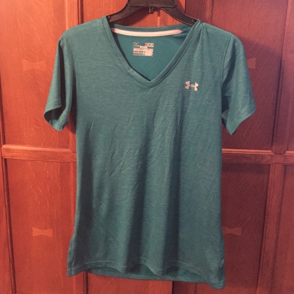 Under Armour Top