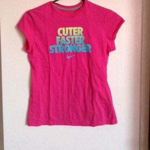 🚨SALE🚨Nike shirt LAST ONE