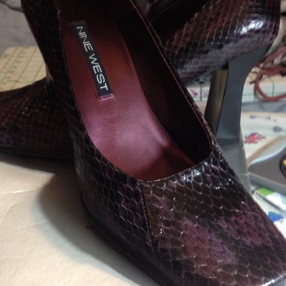 Nine West pumps