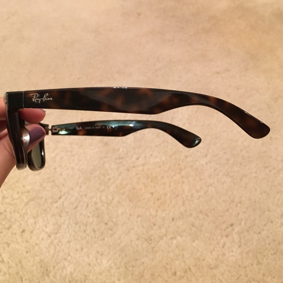 Brown Wayfarer classic women's Ray Bans - Picture 2 of 4