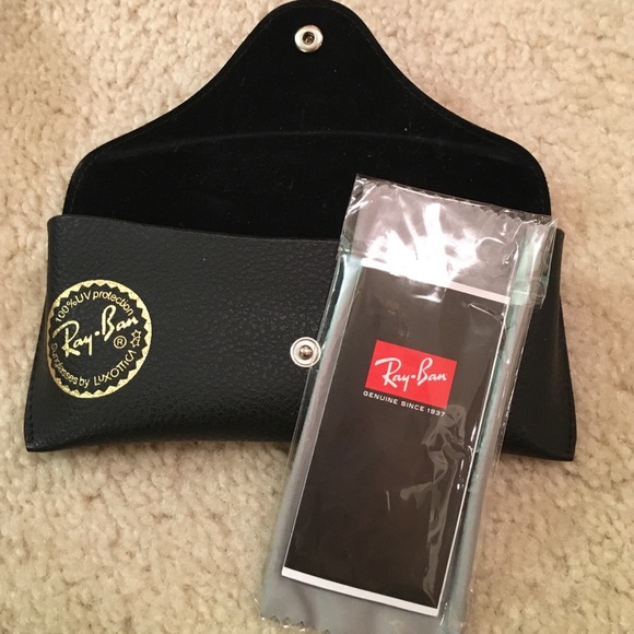 Brown Wayfarer classic women's Ray Bans - Picture 3 of 4
