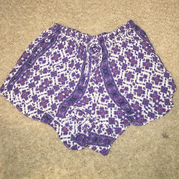 Pattern shorts - Picture 1 of 2