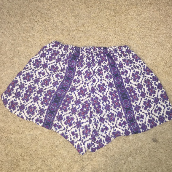 Pattern shorts - Picture 2 of 2