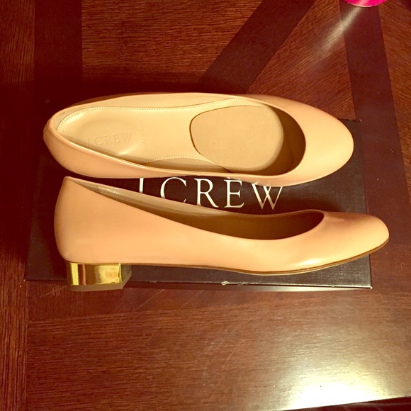 J.Crew Janey Patent flats size 9 nude/light flesh
