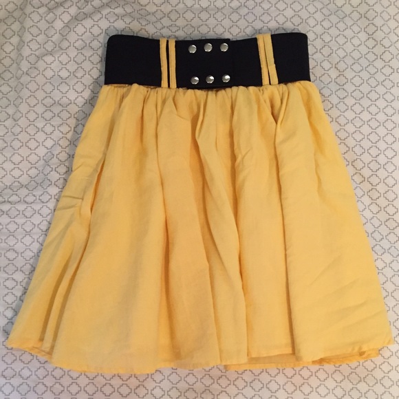 5 7 9 yellow skirt