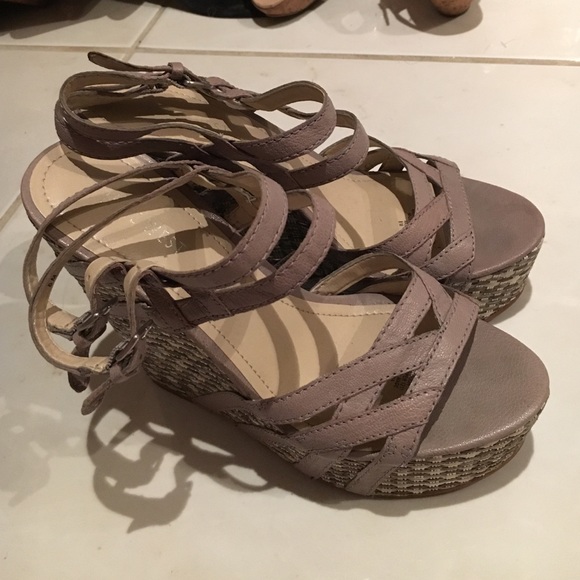 Nine west wedges