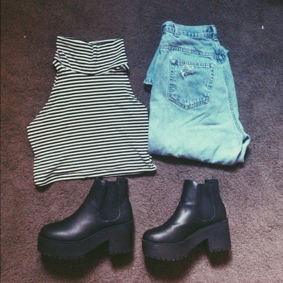 🐢 turtle neck striped crop top 🐢