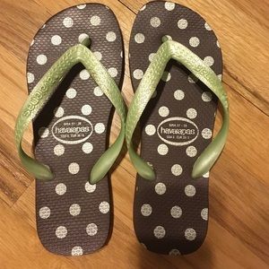 Polka dot havaianas