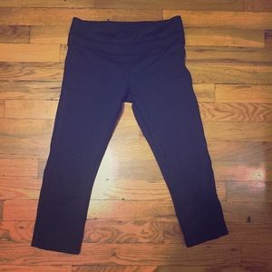 lululemon up the pace crop