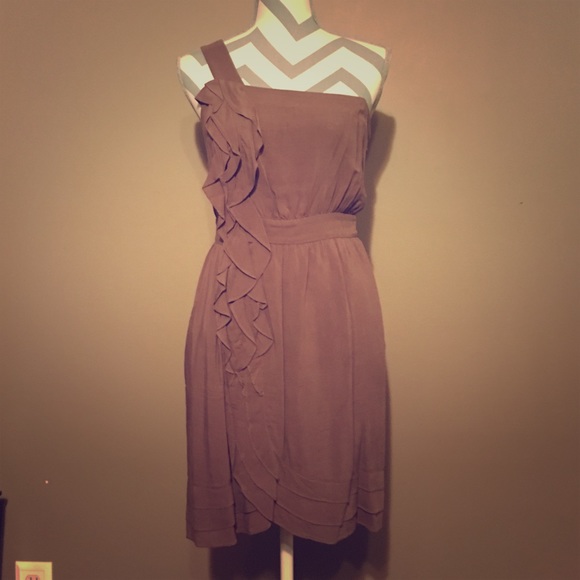 Taupe one should dress