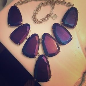 Kendra Scott Harlow necklace.