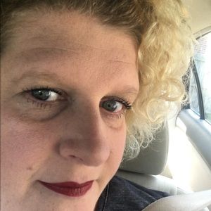 Meet your Posher, Marsha