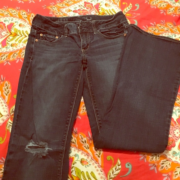 Dark wash American Eagle Jeans