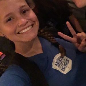 Meet your Posher, Kacie