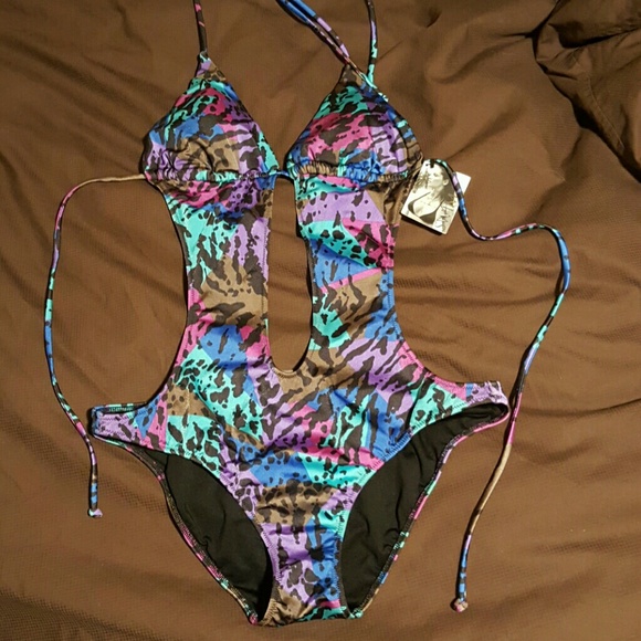 VS Victoria's Secret swim, large