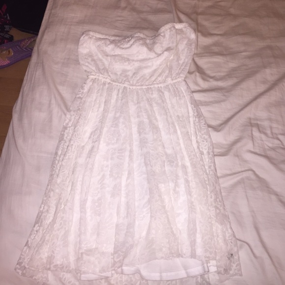 Strapless white lacy dress