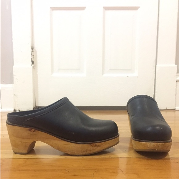 BDG clogs