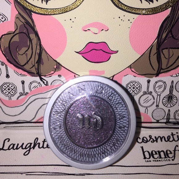Urban Decay Moondust Eyeshadow in Ether