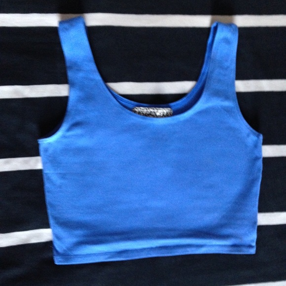 Soft stretchy blue periwinkle tank crop top - Picture 1 of 2
