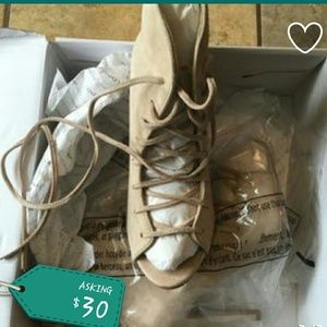 Aldo Heels New In Box size 6.5