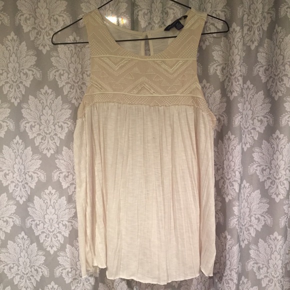 AMERICAN EAGLE TOP