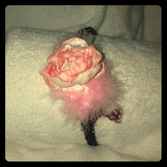 Lovely pink rose headband