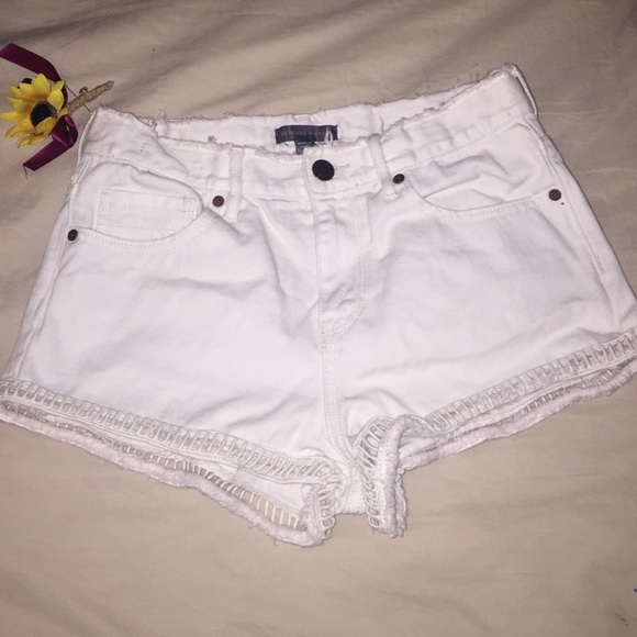 High waisted Kendall & Kylie shorts