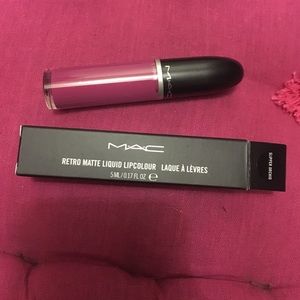 NEW IN BOX LIQUED LIP MAC shade slipper orchid"