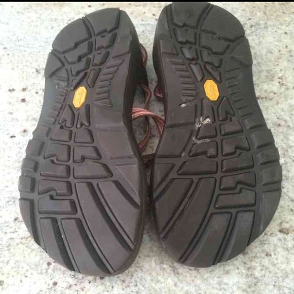 chacos size 7!! Cheaper on Ⓜ️ - Picture 2 of 3