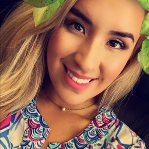 Meet your Posher, Julie