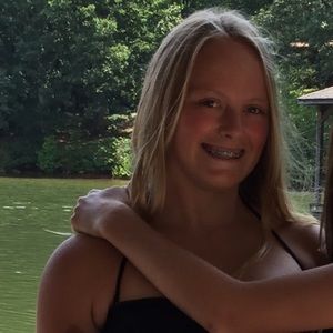 Meet your Posher, Shelby