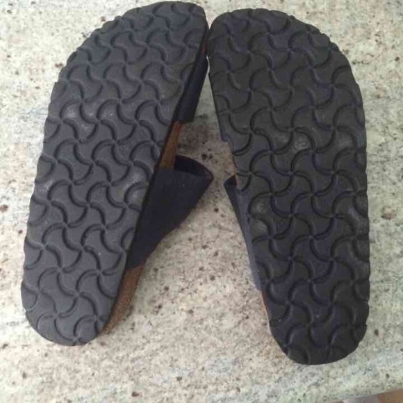 Birkenstock 36!! - Picture 2 of 3