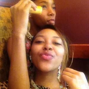 Meet your Posher, Shaniya