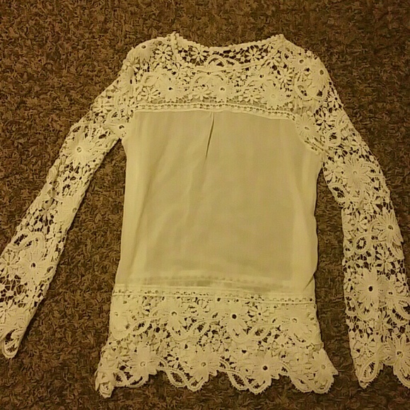 Long sleeve white lace shirt