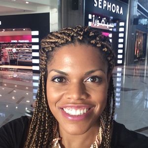 Meet your Posher, Sierra