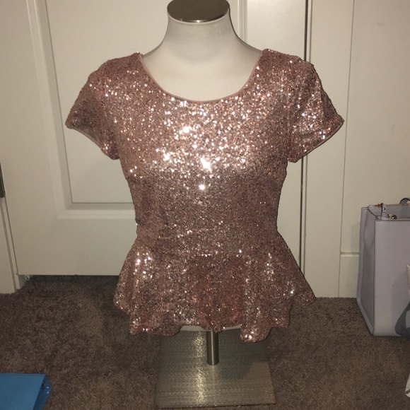 Forever 21 gold sequin peplum top