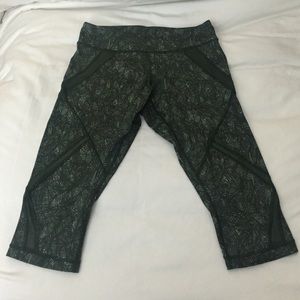 Lululemon sweat wicking crop size 8