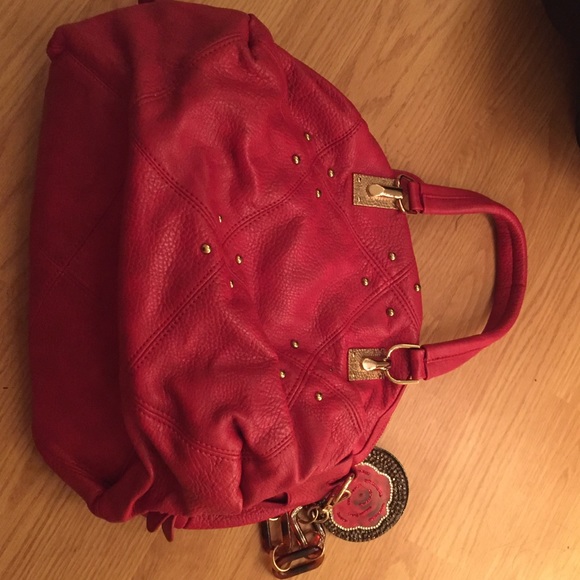 Red Handbag - Picture 2 of 4