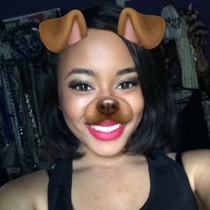 Meet your Posher, Rebecca