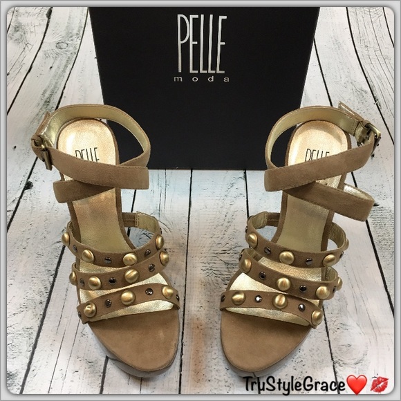 BNIB ☀️ Pelle Moda Studded Platform Sandals - Picture 6 of 7