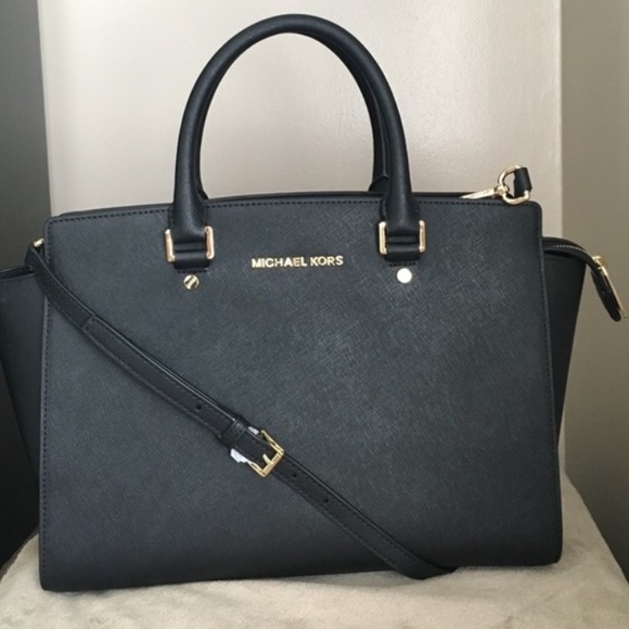 Brand new without tags Michael Kors Selma Large❤️